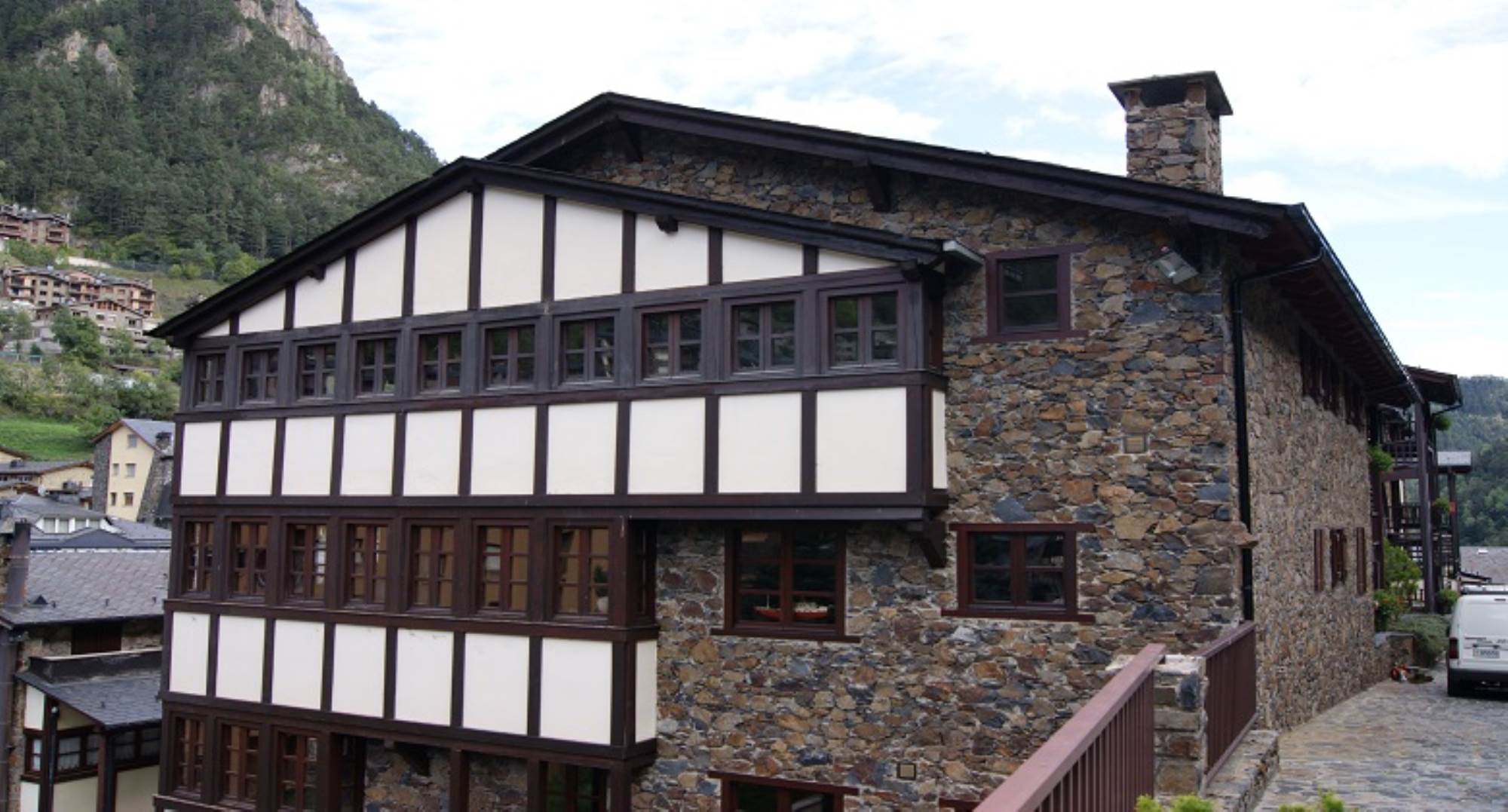 Àtic a les BORDES D'ARINSAL
